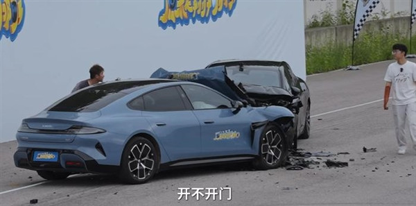 博主稱小米SU7對撞極氪007后車門打不開 王化：同事正在研判