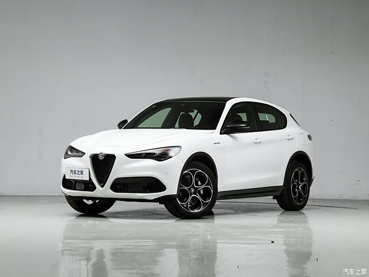 阿爾法?羅密歐 Stelvio斯坦維 2023款 2.0T 280HP Veloce賽道版