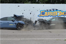 博主发布小米SU7对撞极氪007视频被质疑造假:本人致歉澄清