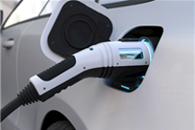 被奔驰起火吓到！韩国首尔拟禁止90%以上电量的电车进地库