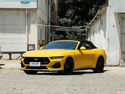 福特(进口) Mustang 2024款 2.3T EcoBoost 敞篷运动版