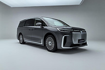 岚图梦想家内饰革新：理想韵味融合鸿蒙智驾，豪华科技新体验