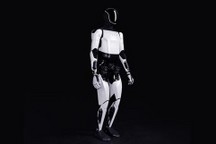 特斯拉为Optimus人形机器人招募“人类老师”:需穿戴动作捕捉设备,戴上VR眼镜