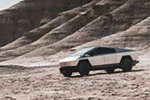 困难重重的Cybertruck，写满了马斯克的焦虑