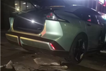 SL03戳破底盘起火 深蓝CEO回应：两颗电芯着火 自己灭了