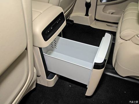 岚图汽车 岚图梦想家 2025款 基本型