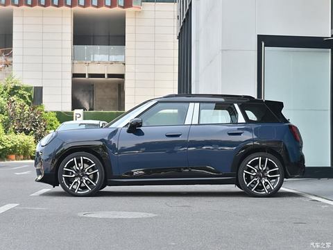 光束汽车 电动MINI ACEMAN 2024款 SE 赛车手