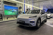 深蓝S05预定开启:增程纯电双动力,搭载华为智趣光影大灯