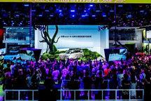 豪华奇旅大五座SUV 迁徙抵达成都车展 全新smart精灵#5丛林之境首发版中国首秀