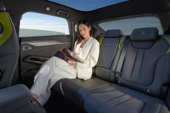 增配不加價(jià)！2025款宋L EV 18.98萬元起