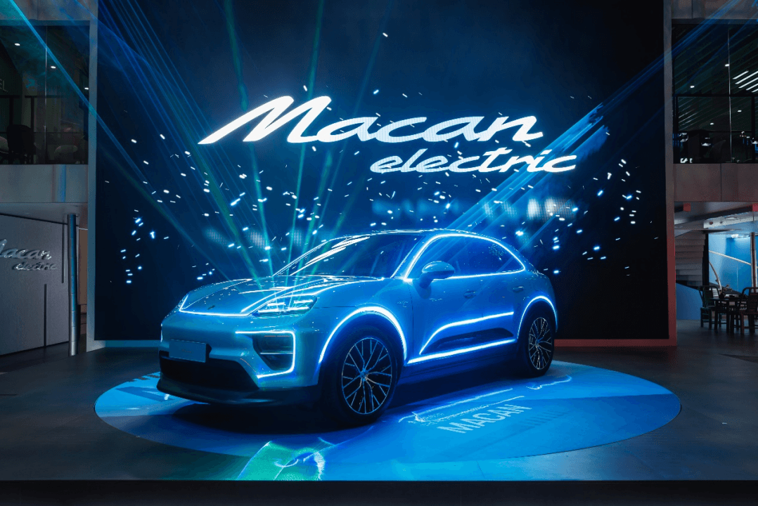 全新純電動Macan長續航版于成都車展全球首秀，制造商建議零售價598, 000元。