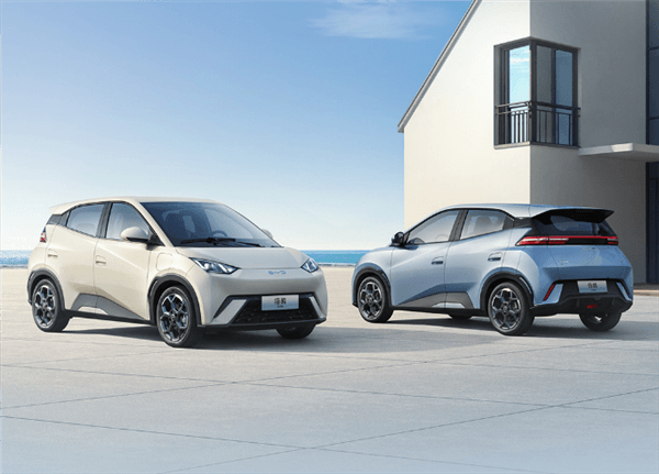純電A00級(jí)小車最強(qiáng)選手！比亞迪海鷗7月銷量出爐：狂砍4萬+