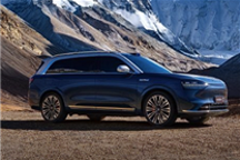 问界M9五座版取消第三排：车内空间超劳斯莱斯库里南