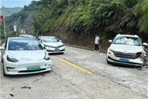 特斯拉被斯柯达撞成事故车!特斯拉车主索赔6万元折旧费