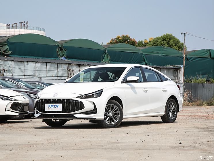 上汽集團(tuán) MG5 2025款 180DVVT 全球豪華版