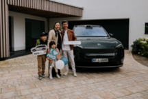 蔚来EL8欧洲首批交付启动，售价约74.6万元