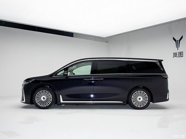 嵐圖汽車 嵐圖夢想家 2025款 PHEV 四驅(qū)鯤鵬高配版