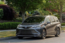 配置升级 2025款丰田赛那SIENNA官图发布