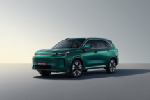 蓝电E5 PLUS中型SUV亮相:1.5L混动系统,纯电续航150km,9月底预售