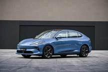 “20万级SUV新军挑战Model Y,自主中大型SUV市场激战正酣”