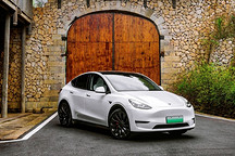 五車“圍剿”，Model Y還是“當打之年”？