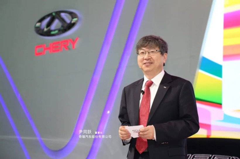 “白頭少年”尹同躍