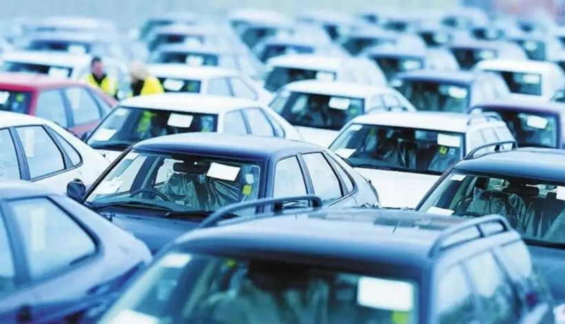 汽車經(jīng)銷商們，只有少部分看到出路 | 救贖2024