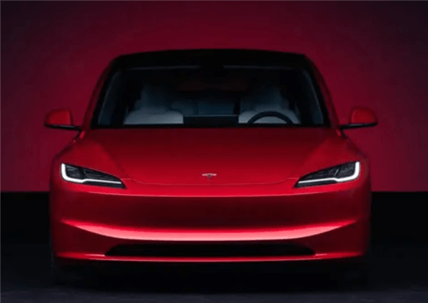 漲價3600元23.55萬元起！新款特斯拉Model 3后驅(qū)版上市