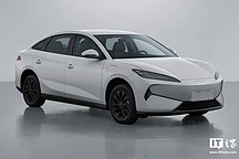 比亚迪e7纯电轿车亮相：全新设计，100千瓦单电机，最高时速150km/h