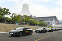 宝骏享境行政版亮相：黑色外观+双十幅轮毂，纯电/插混动力升级