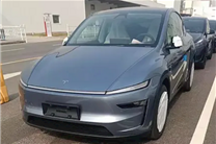 選裝8000元！特斯拉Model Y煥新版冰河藍(lán)實車曝光