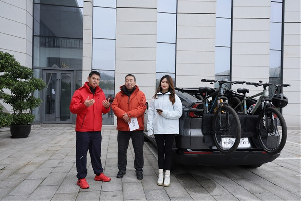 國(guó)內(nèi)首款SUV、皮卡合體車(chē)！車(chē)主：長(zhǎng)安啟源E07一車(chē)能抵三車(chē)用