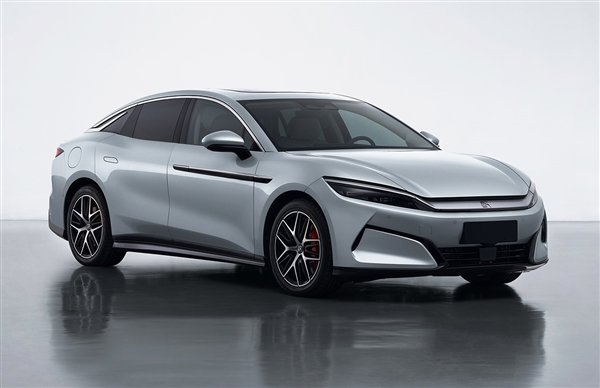 比亚迪汉L唐L搭载580kW超级电机，30万左右享全球最强动力性能