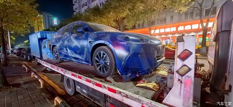 10万元级别也有好看的旅行车了！比亚迪海豹06旅行版谍照