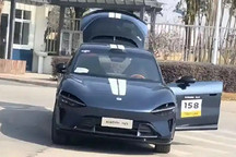 或6月上市 小米YU7實(shí)車圖再次曝光