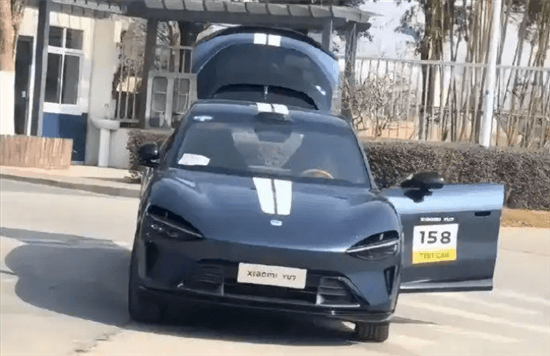 或6月上市 小米YU7實(shí)車圖再次曝光