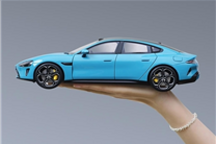 小米SU7車模去年《春晚》被“薅走”：工程版造價(jià)極高