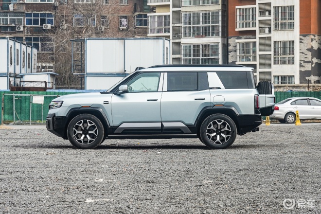 方程豹豹8五座版上市 37.98万起售