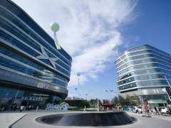 小鵬科技日：發(fā)布四大應(yīng)用，目標(biāo)全球具身智能公司