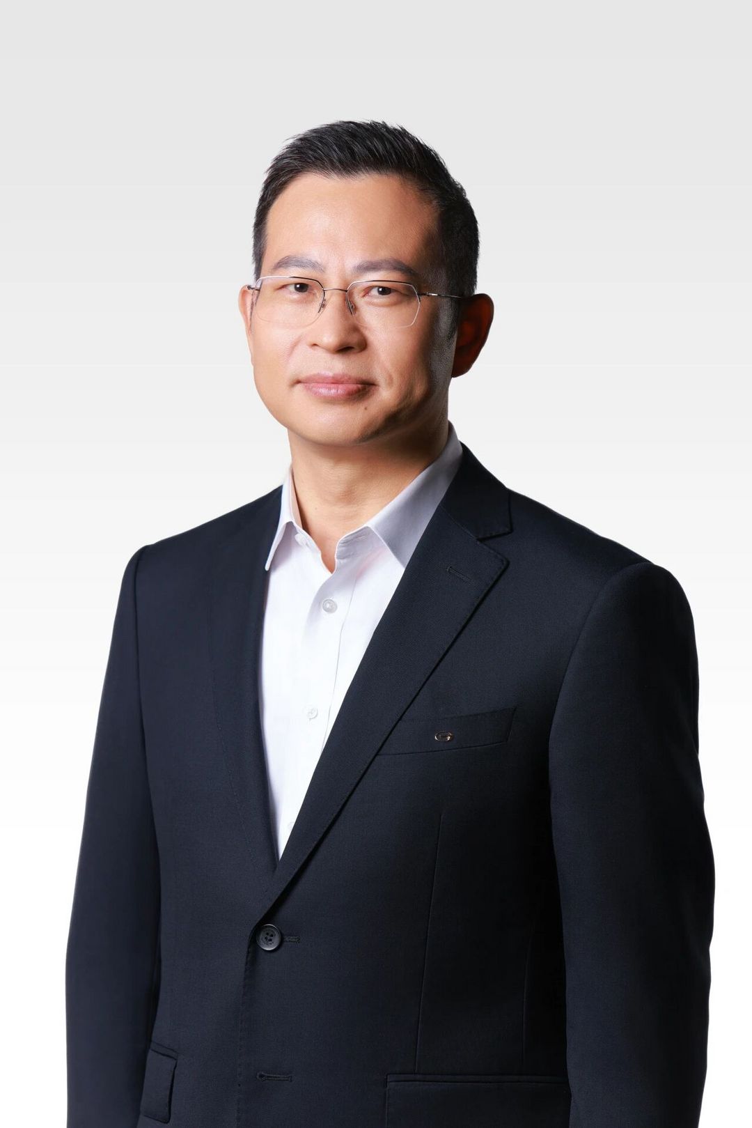 車圈十大人事變動(dòng)，透視行業(yè)的焦慮與奮進(jìn) | 看見2025