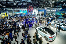 4000亿补贴难撬动增长，明年车市会跌多少？