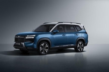 五菱星光560官图发布 提供燃油/插混/纯电三种动力