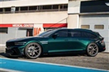 造型优雅迷人 捷尼赛思G90概念车官图发布