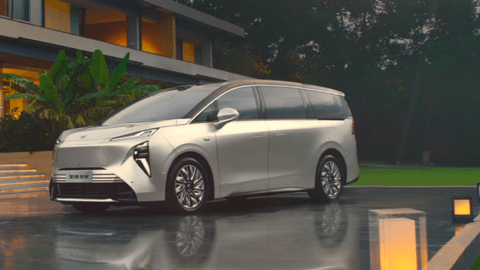 Flex已来！3个月连发4款新车，骁龙8775助力舱驾融合一体化