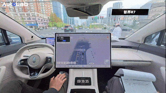 超級(jí)開箱｜城區(qū)領(lǐng)航誰(shuí)最強(qiáng)？全網(wǎng)最全9車橫評(píng)給你答案