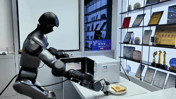 在宁德时代落地，全球首条人形机器人电池PACK生产线来了