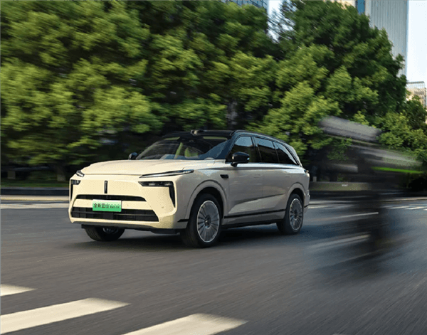 用嘴就能開車！魏牌全新藍(lán)山智能進(jìn)階版上市：27.58萬起