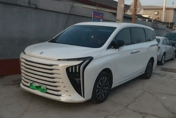 官標(biāo)續(xù)航200公里 實(shí)際只能跑70！東風(fēng)星海v9車主：沒想到這么虛