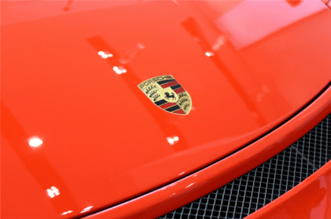 保时捷4S店突然闭店跑路 展厅搬空！车主称有定金还没退