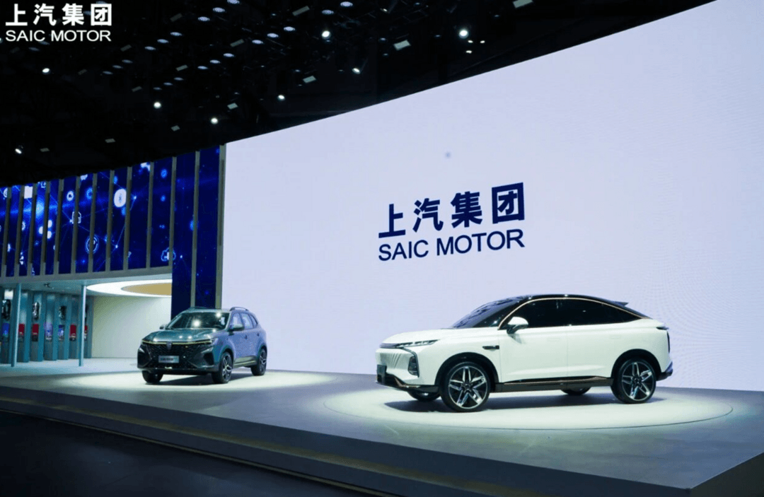 五年前定下的“flag”，車企完成了嗎？｜看見2025